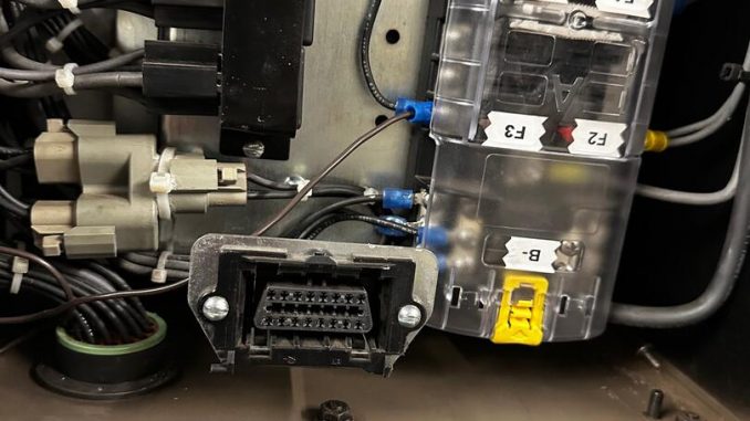 Which-one-tool-can-support-the-Benz-industrial-engine-MB-SD-C4-or-MB-SD-C6-4